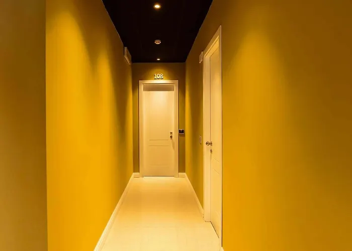 Otel Bloom 3*